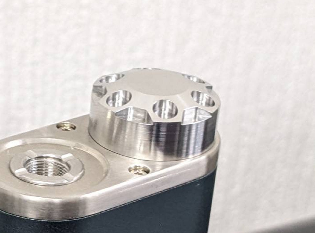 magnum battery cap for PICO MOD 75W FOUR ONE FIVE MOD JAPAN magnum battery cap for PICO MOD 75W FOUR ONE FIVE MOD JAPAN